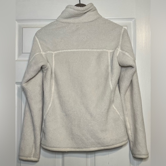 Cream Fleece Patagonia Pullover - Picture 3 of 4